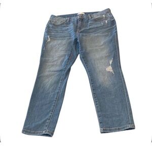 Studio Blue Jeans Women's Size 32 Mid-Rise 10” Denim 27” Inseam Distressed